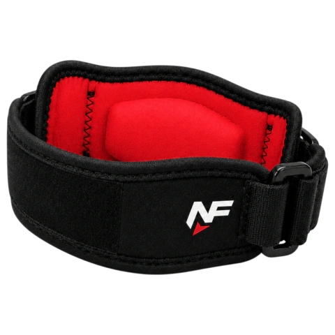 Codera deportiva negra con interior acolchonado rojo y logo NF para soporte de codo de tenista y gimnasio