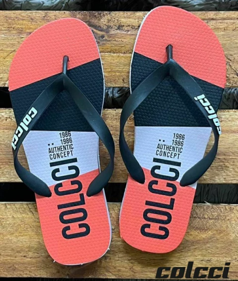 chinelo CLC