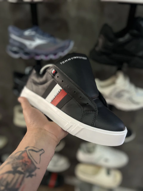 Tênis Tommy Hilfiger