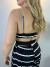 Conjunto melina cropped alcinha elástico e calça pantalona elástico estampado listrado P&B na internet
