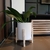 Cachepot Vago Cesto Organizador Redondo em Couro com Suporte de Madeira - Diâmetro 30cm - Coleção Marília Zimmermann - Oruy | Peças Artesanais em Couro - Casa e Decoração