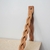 Prateleira Treccia em Madeira ou MDF Revestido com Palha 60cm x 25cm com Alças em Couro Trançado