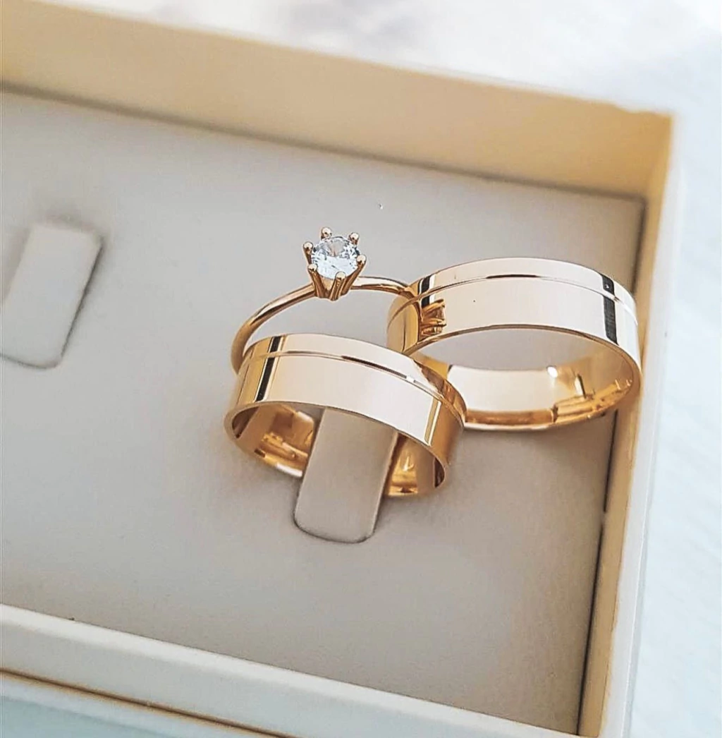 Par Alianças Shandong Ouro 18k - 6mm