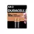 Pacote com 2 pilhas alcalinas Duracell AA com até 10x mais duração, com coelho rosa da Duracell ao lado direito