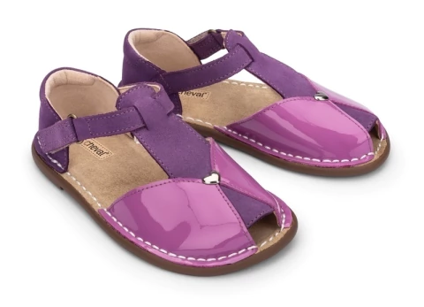 Sapato Coração Couro Verniz Orquídea/Uva - Petit Cheval