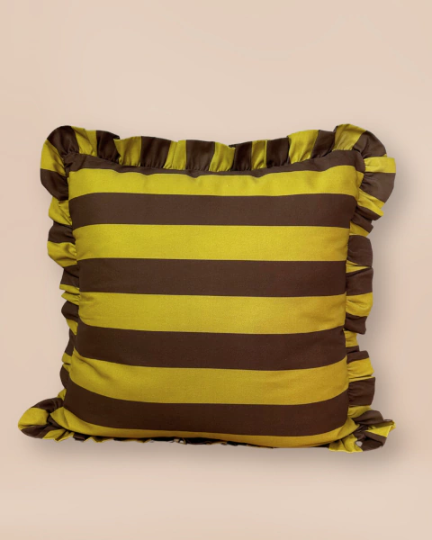 Almofada Babado Listras Amarelo & Marrom - comprar online