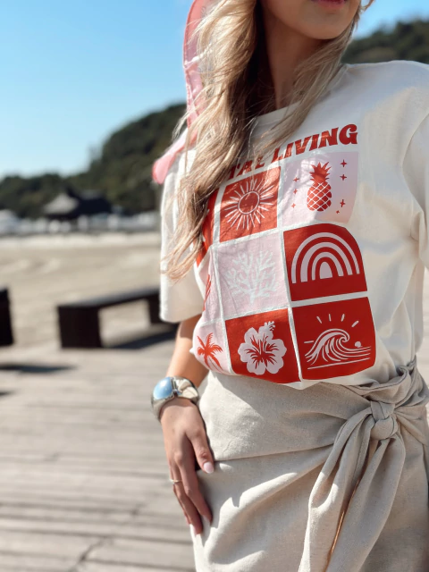 Tee Coastal Off - comprar online