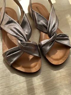 Sandália Bruna Prata Velho Couro Legítimo - comprar online