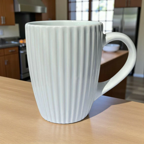 Caneca Frisada Branca Scalla