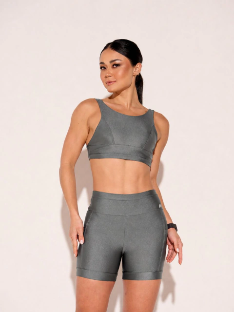 Conjunto Feminino Top e Short Recortes com Bolsos Cinza Chumbo - comprar online