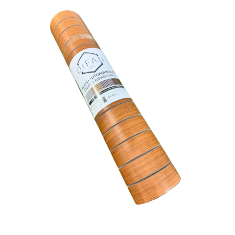 WPC Autoadhesivo Marron Oscuro 0.6 x 3 metros