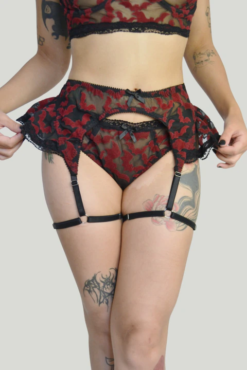 Cinta Franzida Bats Boudoir