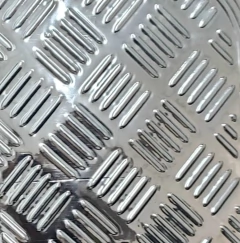 CUBRE ALFOMBRA 4 PIEZAS METALIZADA - comprar online