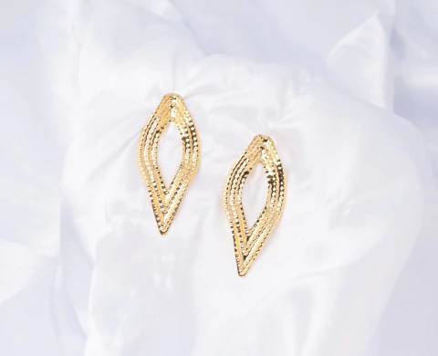 BRINCO ORGANICO FOLHA VAZADA/ 2 FILEIRAS PONTILHADA (45MM) TAM. UNICO - comprar online