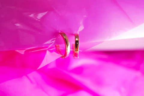 BRINCO FLH. ARGOLA LISA QUADRADA G QL