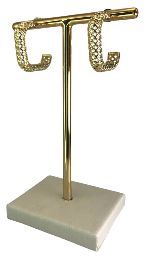 BRINCO FIXO MEIA ARGOLA QUADRADA TELINHA (20MM) TAM. UNICO