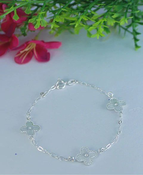 PULSEIRA PR 3 TREVOS MARTELADO