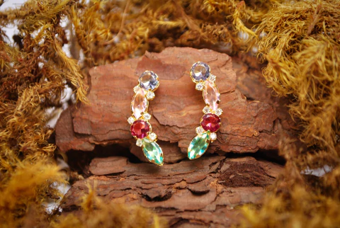 BRINCO FLH. EAR CUFF PEDRAS COLOR MW