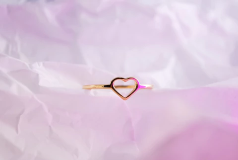 ANEL FLH. CORACAO MINI VAZADO TAM. 15 QL