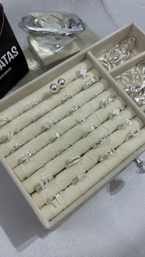 Combo com 5 Anéis em Prata Italiana – Garantia Vitalícia