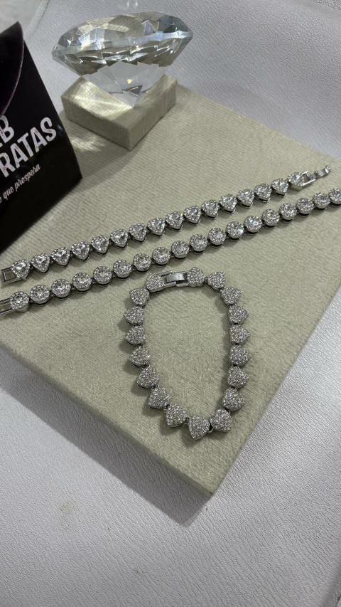 Kit com 3 Pulseiras Swarovski – Cristal de Alto Brilho