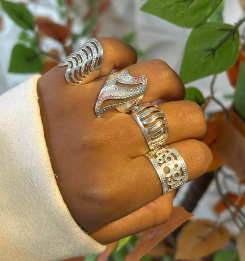 Combo com 4 Anéis em Prata Italiana