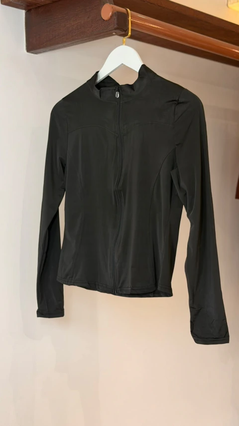 Jaqueta Corta Vento Basic Preto