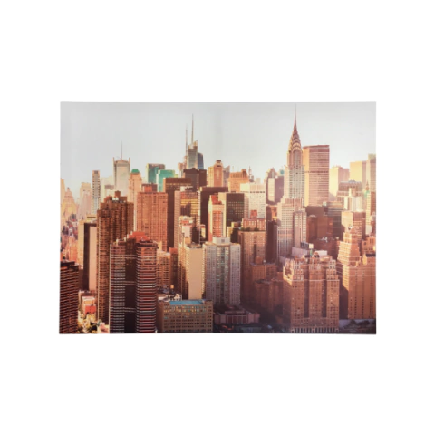 Gravura Emoldurada em Madeira 70x50x1,8cm – Skyline de Nova York com Luz Dourada e Chrysler Building - XC164654