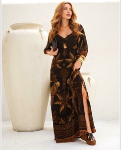 Vestido longo detalhe busto