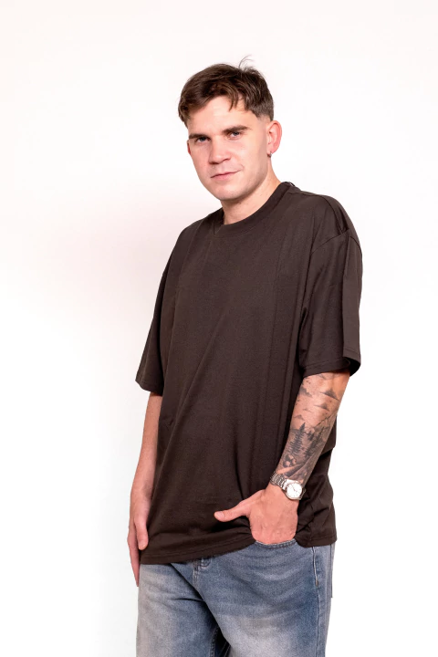 Remera over importada - Chocolate Oscuro - comprar online