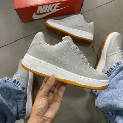 Tenis Air Force Gelo