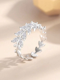 Anel Folhas com Zircônias Prata