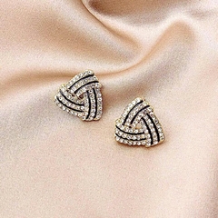 Brinco Geométrico com Strass