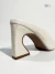 Peep Toe Croco Off White Carla na internet