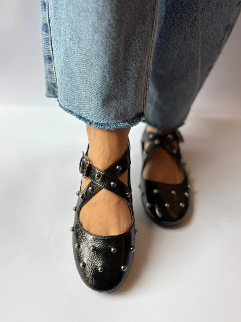 Sapatilha Alana Preto Verniz - comprar online