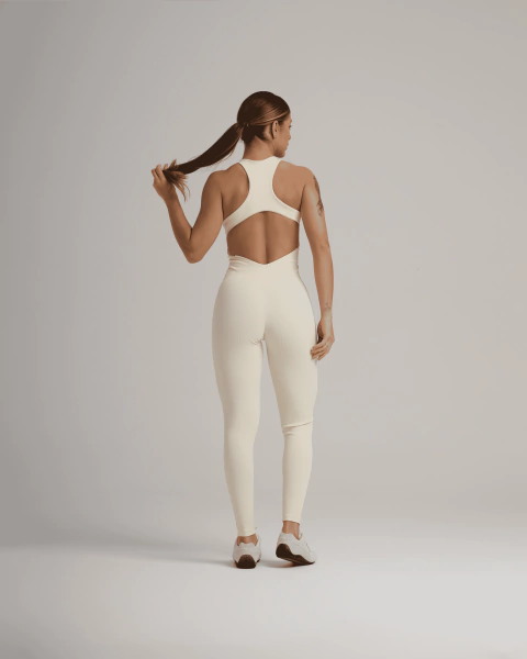 Macação Aysla creme - comprar online