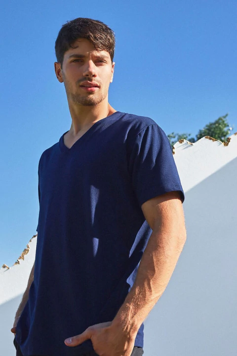 G3 4088 Remera De Algodón. Escote En V