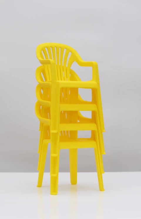 CONJUNTO MESA E CADEIRAS (MESINHA)