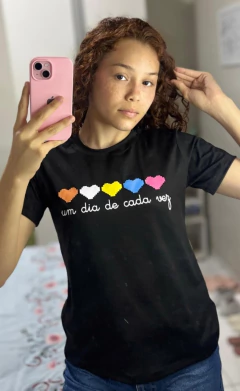 Um Dia De Cada Vez T-Shirt