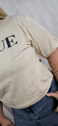 Max Cropped Vogue na internet