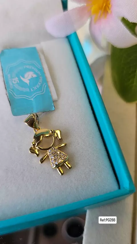 Pingente menina Ref: PG288