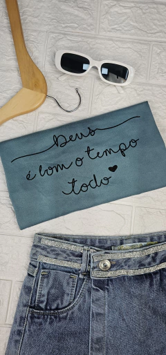 Deus e bom o tempo todo- T-shirt na internet