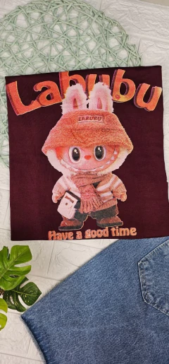 T-Shirt Labubu na internet