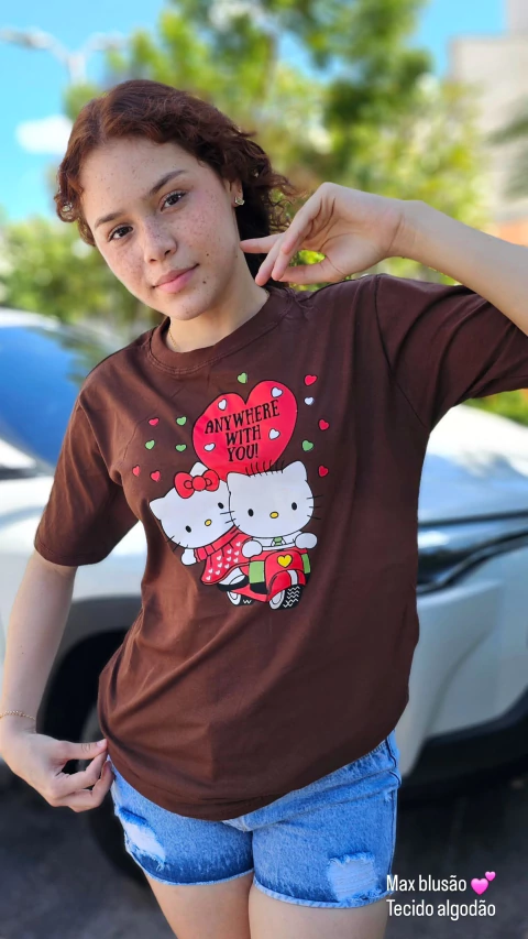 Max Blusão HELLO Kitty