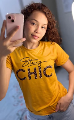 Stay Chic t-Shirt - comprar online