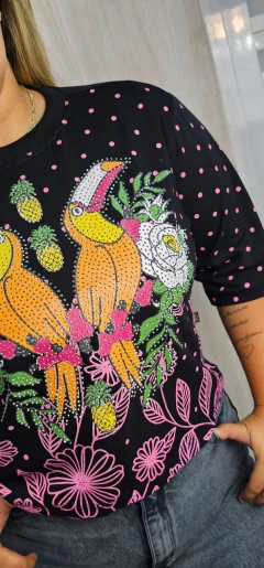 Max Cropped Tropical na internet