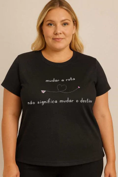 T-Shirt Pluz size Mudar a rota - comprar online