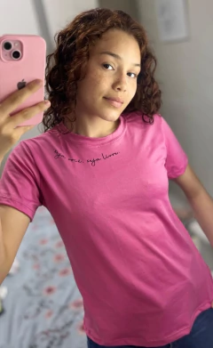 Seja Você, Seja Livre T-Shirt na internet