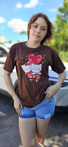 Max Blusão HELLO Kitty na internet