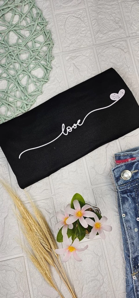 Love Minimalista T-Shirt